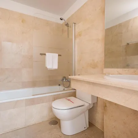Villa Sun Bay 44 *